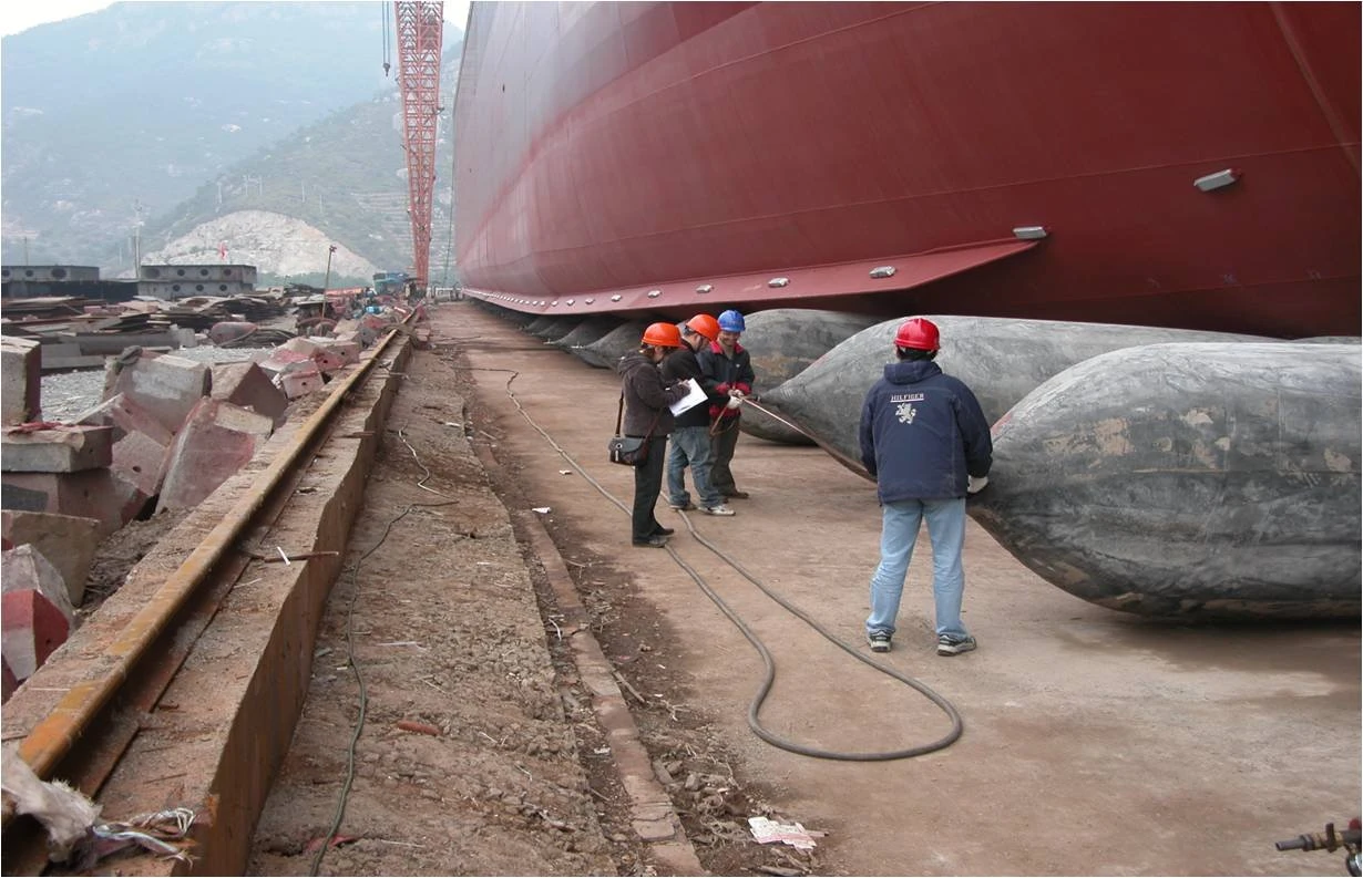 custom_4ply_anti_aging_rubber_pneumatic_ship_launching_airbags_and_air_lift_bags custom_4ply_anti_aging_rubber_pneumatic_ship_launching_airbags_and_air_lift_bags